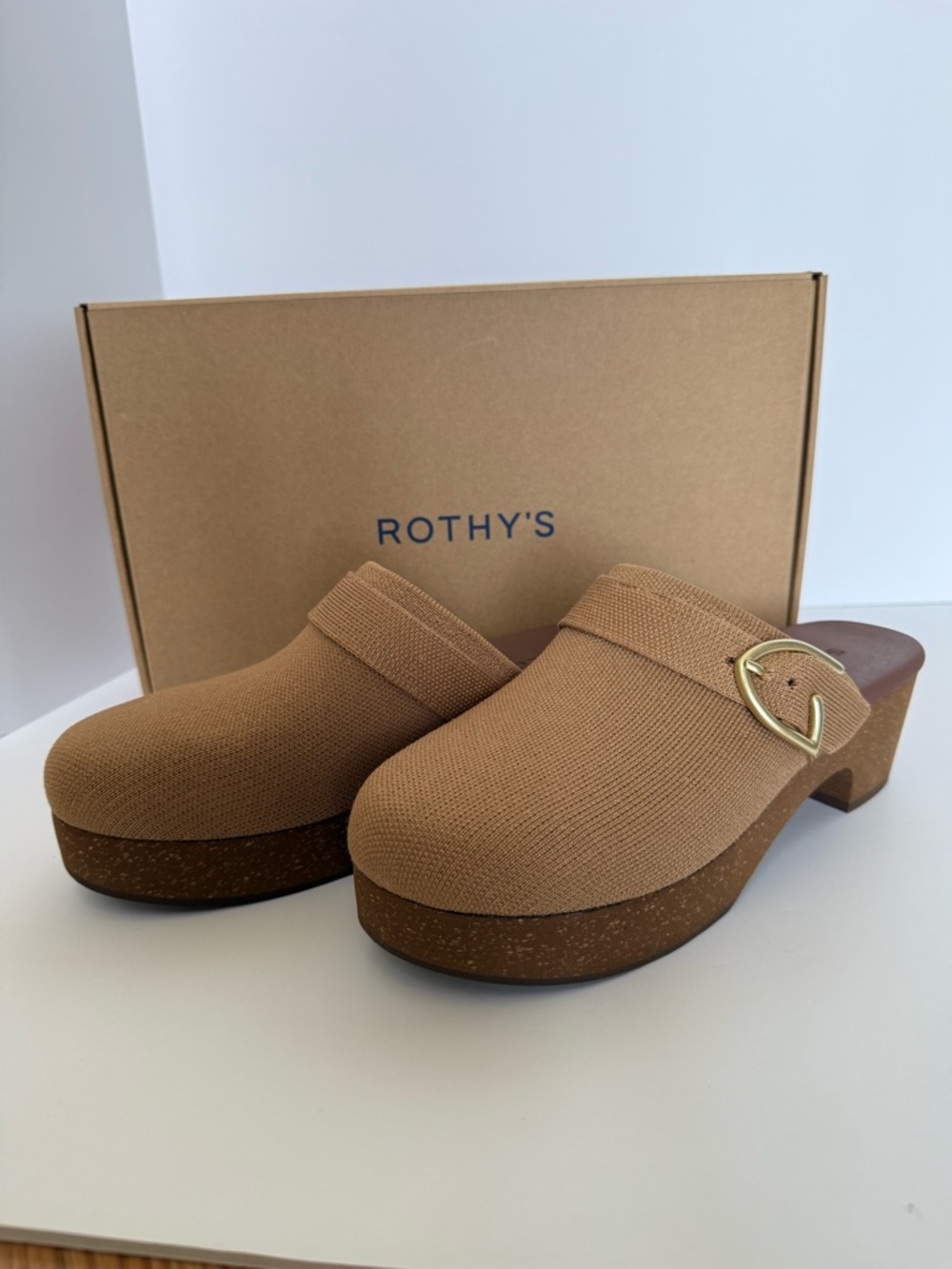 ROTHY’s The Classic Clog in Butternut, Size 9.5 - Picture 2 of 8